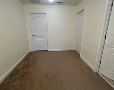 7329 Auburnwood Lane - Photo Thumbnail 10