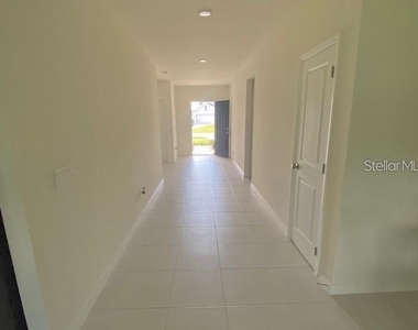 3992 Fescue Street - Photo Thumbnail 3