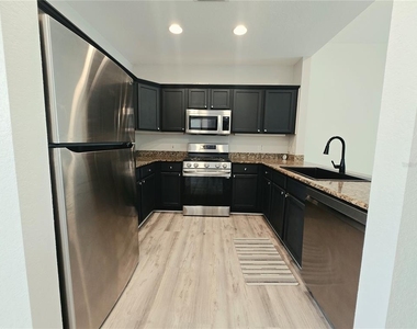 7510 Seven Eagles Way - Photo Thumbnail 10