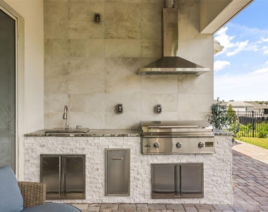 16000 Volterra Point - Photo Thumbnail 42