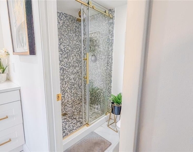 3635 Whitehall Drive - Photo Thumbnail 21