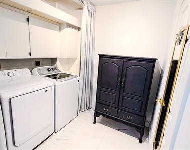 3635 Whitehall Drive - Photo Thumbnail 32