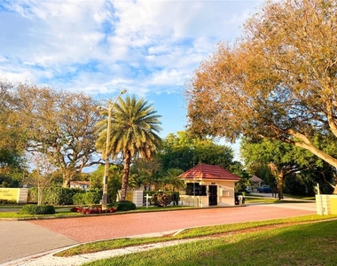 3635 Whitehall Drive - Photo Thumbnail 34