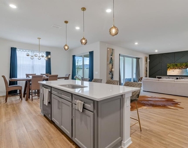 5674 Arborvista Drive - Photo Thumbnail 7