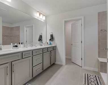 5674 Arborvista Drive - Photo Thumbnail 16