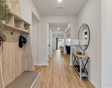 5674 Arborvista Drive - Photo Thumbnail 32