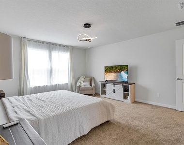 5674 Arborvista Drive - Photo Thumbnail 15