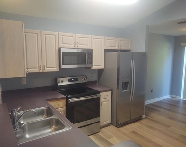 5707 Tanagerlake Road - Photo Thumbnail 15
