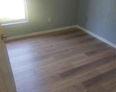 5707 Tanagerlake Road - Photo Thumbnail 6