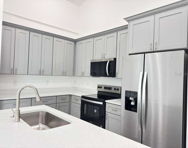 13376 Sw 49th Ave - Photo Thumbnail 15