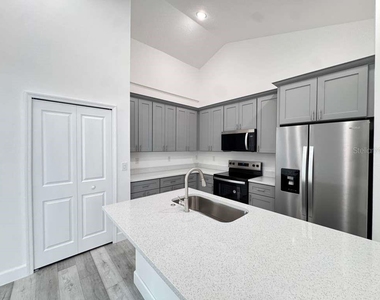 13376 Sw 49th Ave - Photo Thumbnail 18