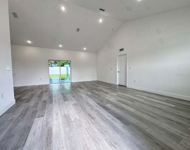 13376 Sw 49th Ave - Photo Thumbnail 10