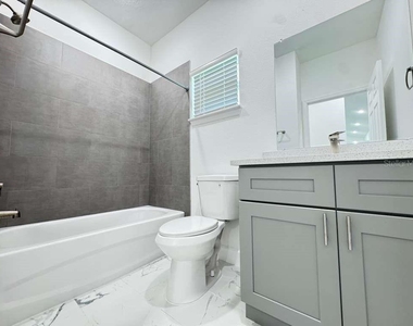 13376 Sw 49th Ave - Photo Thumbnail 27