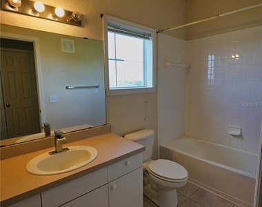 3757 Conroy Rd - Photo Thumbnail 7