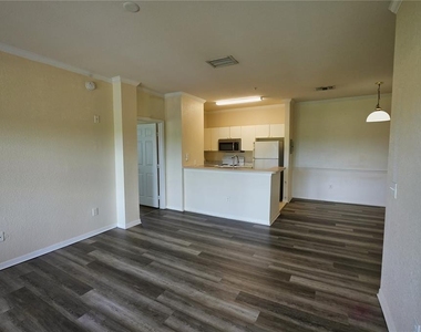3757 Conroy Rd - Photo Thumbnail 16