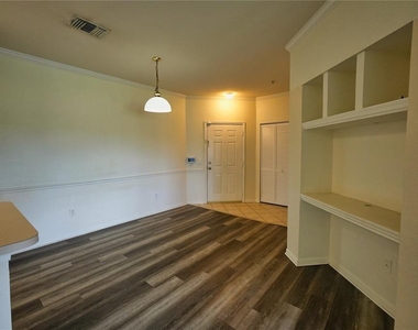 3757 Conroy Rd - Photo Thumbnail 17