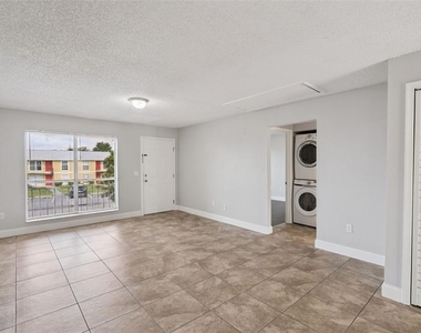 1847 Caralee Boulevard - Photo Thumbnail 4