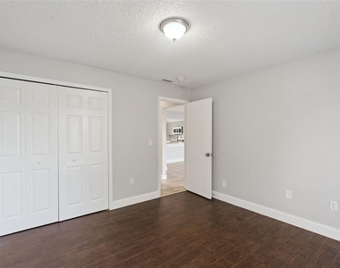 1847 Caralee Boulevard - Photo Thumbnail 13