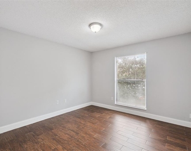 1847 Caralee Boulevard - Photo Thumbnail 12