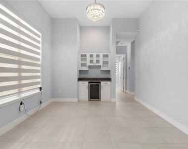 2320 Symphony Circle - Photo Thumbnail 14
