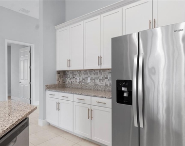2320 Symphony Circle - Photo Thumbnail 9