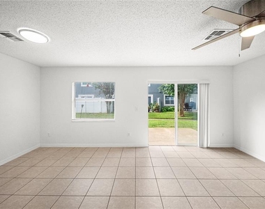 12649 Somerset Oaks Street - Photo Thumbnail 21