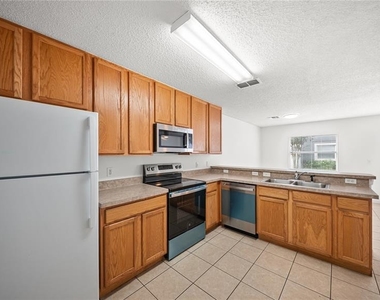 12649 Somerset Oaks Street - Photo Thumbnail 20