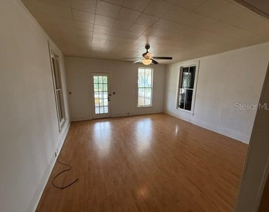 510 E Orange Avenue - Photo Thumbnail 4