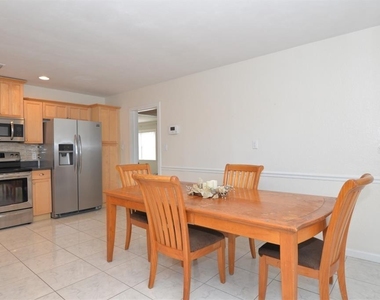300 E Maine Avenue - Photo Thumbnail 17