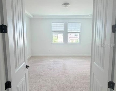 12079 Bracco Street - Photo Thumbnail 5