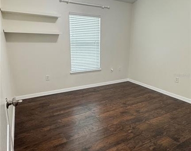 6410 S Goldenrod Road - Photo Thumbnail 8