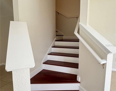 6410 S Goldenrod Road - Photo Thumbnail 6