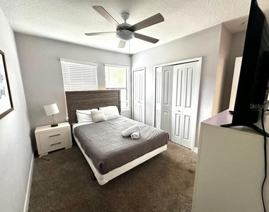 4710 Terra Esmeralda Drive - Photo Thumbnail 17