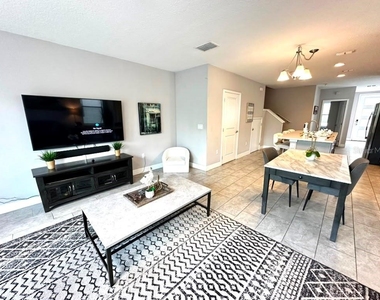 4710 Terra Esmeralda Drive - Photo Thumbnail 9