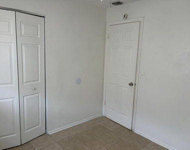 3650 Trianon Drive - Photo Thumbnail 17