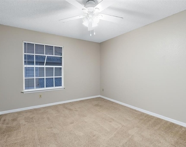 1029 S Hiawassee Road - Photo Thumbnail 2