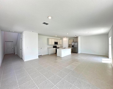 3874 Amers Loop - Photo Thumbnail 4