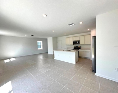 3874 Amers Loop - Photo Thumbnail 7