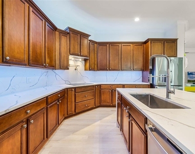 3609 Simonton Place - Photo Thumbnail 15