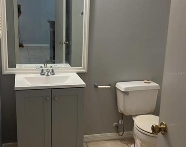 6004 Westgate Drive - Photo Thumbnail 5