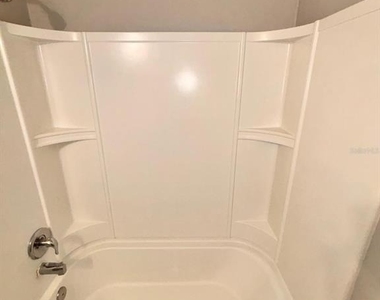 6004 Westgate Drive - Photo Thumbnail 9