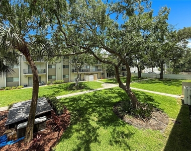 4607 W Fig Street - Photo Thumbnail 23