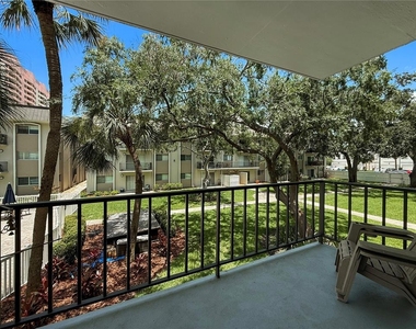 4607 W Fig Street - Photo Thumbnail 24