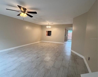 6231 Yorktown Drive - Photo Thumbnail 2