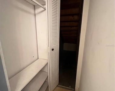 6231 Yorktown Drive - Photo Thumbnail 14