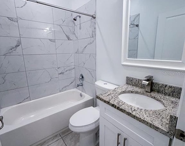 812 Glastonbury Drive - Photo Thumbnail 16