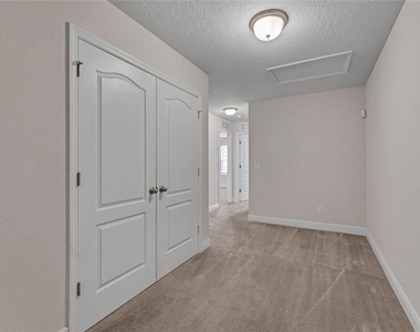 569 Bethesda Court - Photo Thumbnail 11