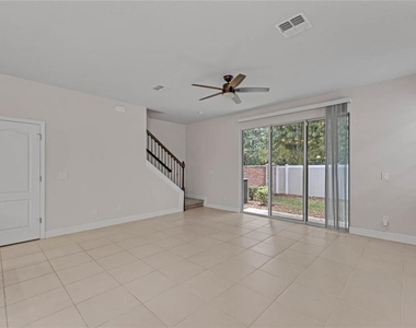 569 Bethesda Court - Photo Thumbnail 6