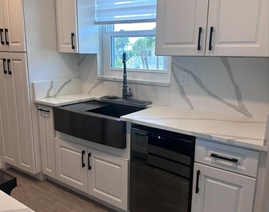 2780 Ocean Shore Boulevard - Photo Thumbnail 5