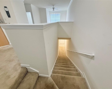 8801 Villa View Circle - Photo Thumbnail 16
